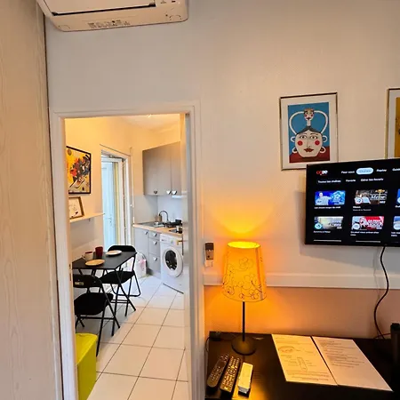 Daire Peaceful Flat W Wifi Very Close To Pl Massena Refurbished