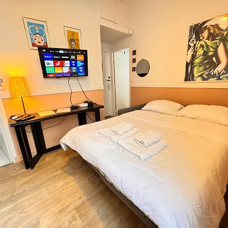 Peaceful Flat W Wifi Very Close To Pl Massena Refurbished Daire
