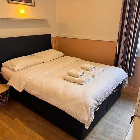 Lägenhet Peaceful Flat W Wifi Very Close To Pl Massena Refurbished Nice